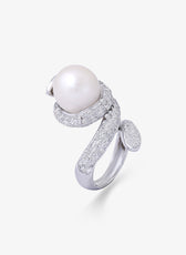 Pearl Swirl Ring
