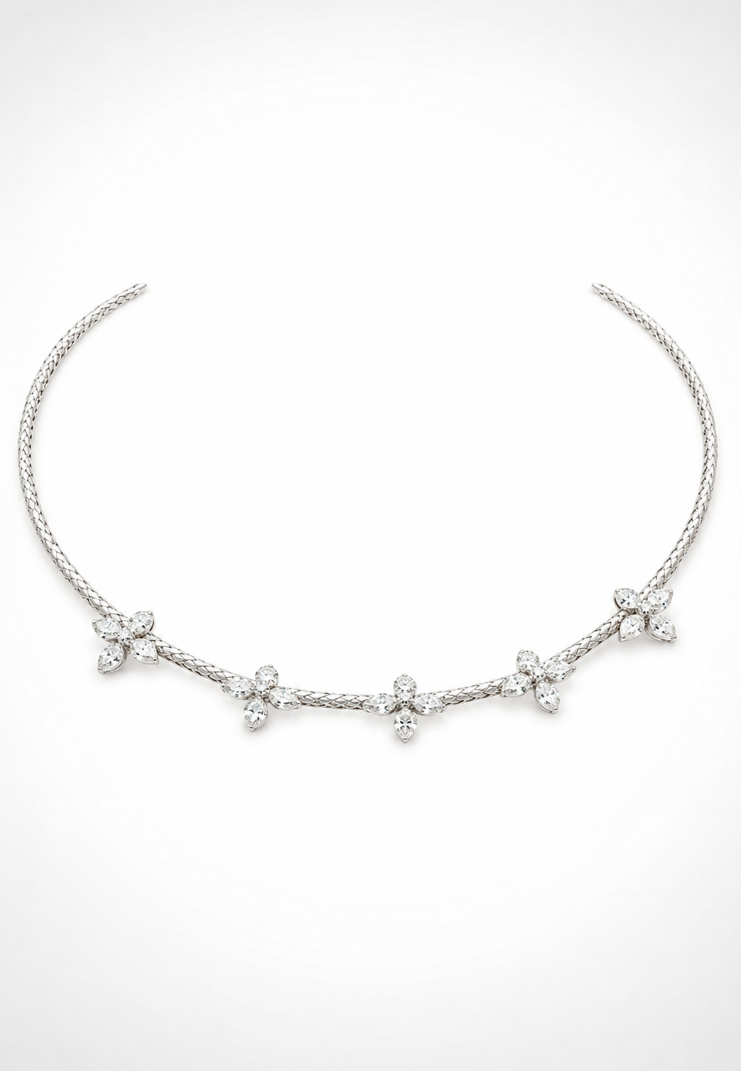 TWINKLE TRAIL NECKLINE