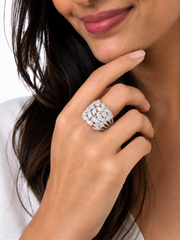 DIAMOND DAZZLER RING