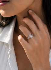 QUEEN'S GAMBIT RING