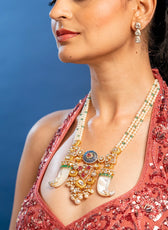 Regal Heirloom Necklace Set